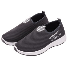 Die Sohle sorgt für überlegene und schnelle Trocknung, die kühlere Männer modischen Mesh Comfort Light Casual Sport Schuhe schafft